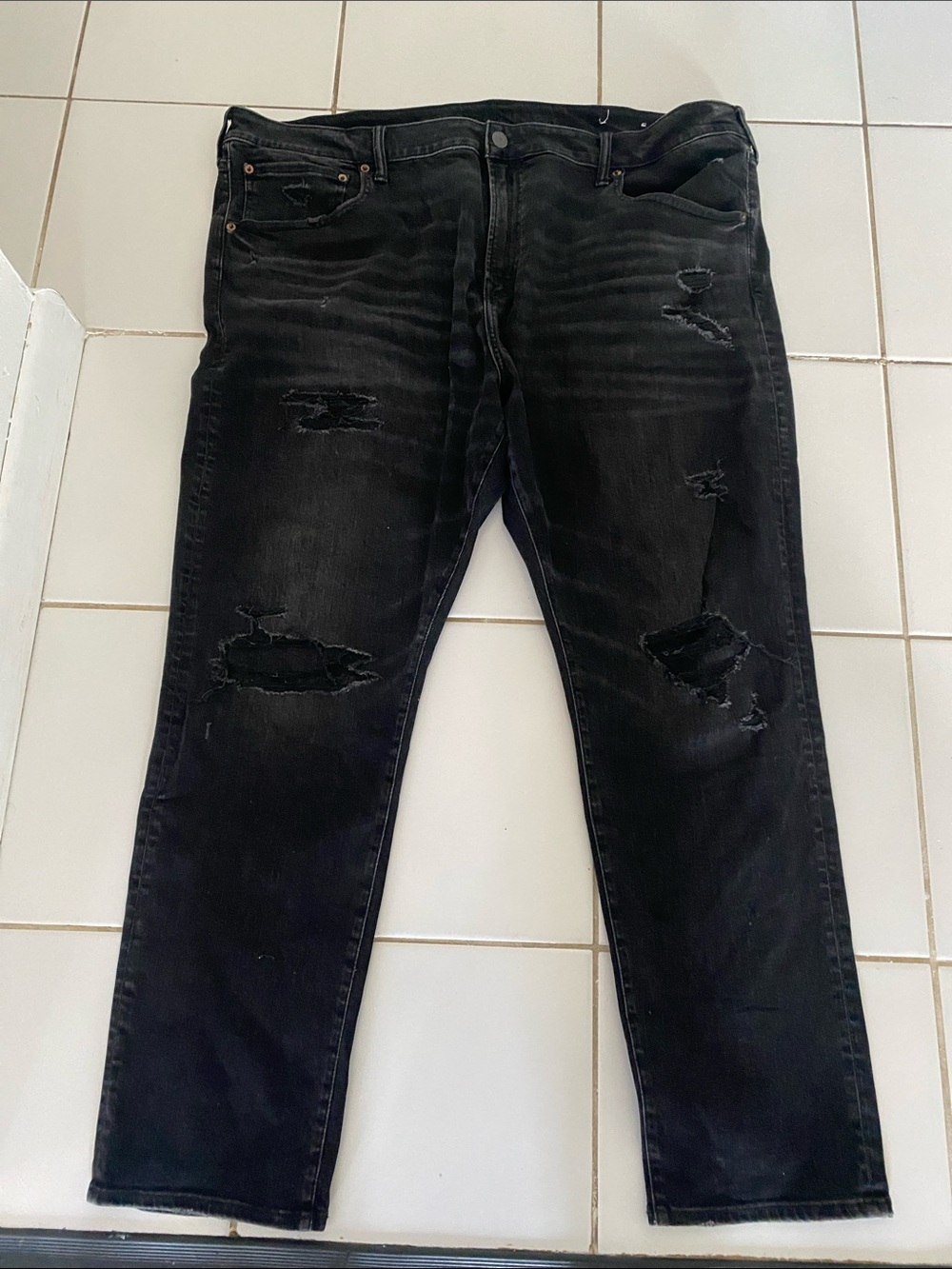 American Eagle Outfitters Black Distressed Slim Straight Jeans